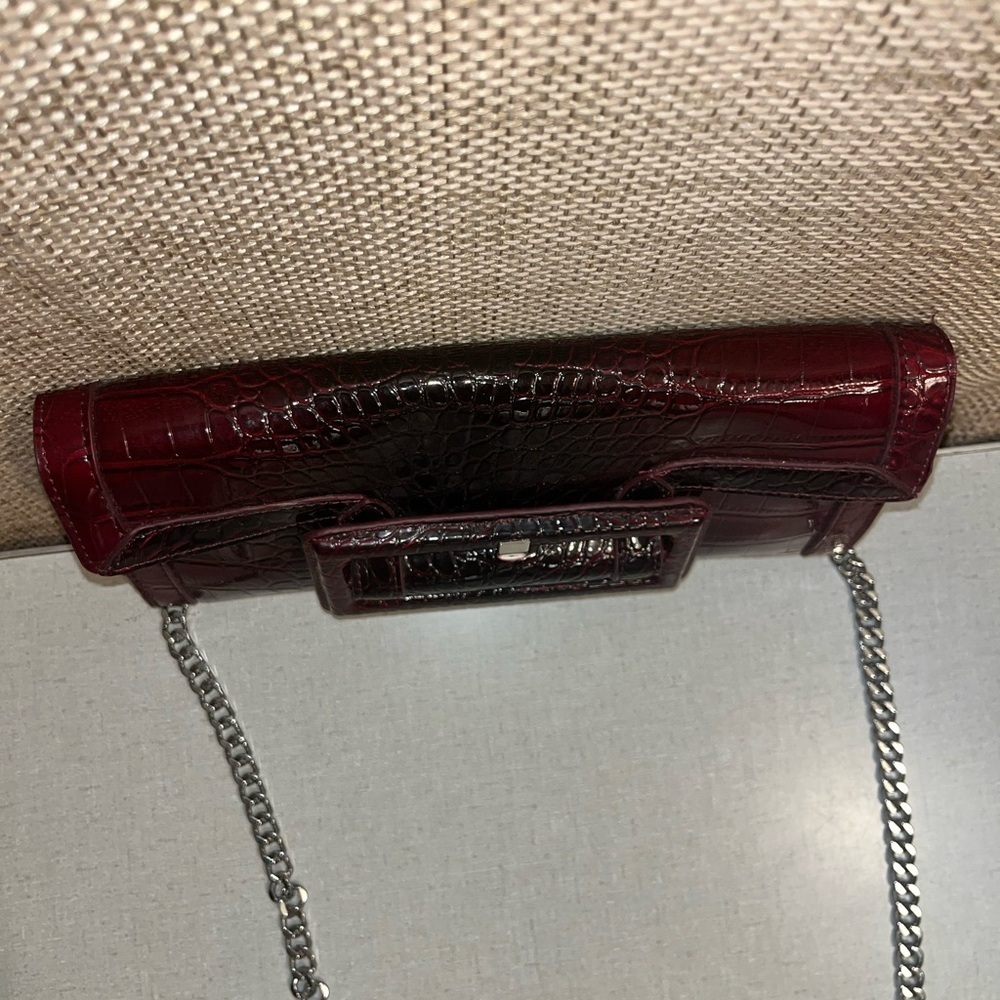 WHITE HOUSE | BLACK MARKET Red Crocodile Clutch Bag with Silver Clasp EUC - Picture 7 of 16